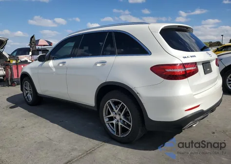 2017 Mercedes-Benz Glc 300 4Matic из США, поврежденный, VIN WDC0G4KBXHF133532